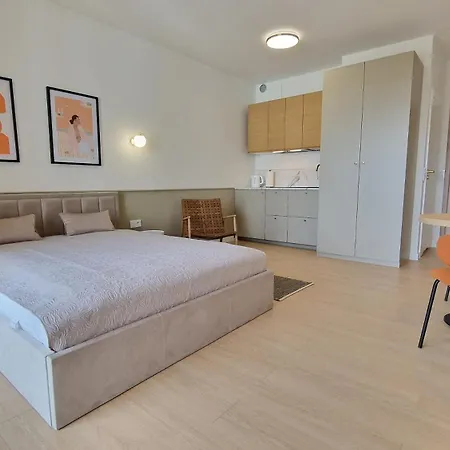 Apartment Porto Carlo Apartments, Fitness & 500m